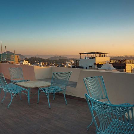 Hotel Amar Kothi Udaipur Esterno foto