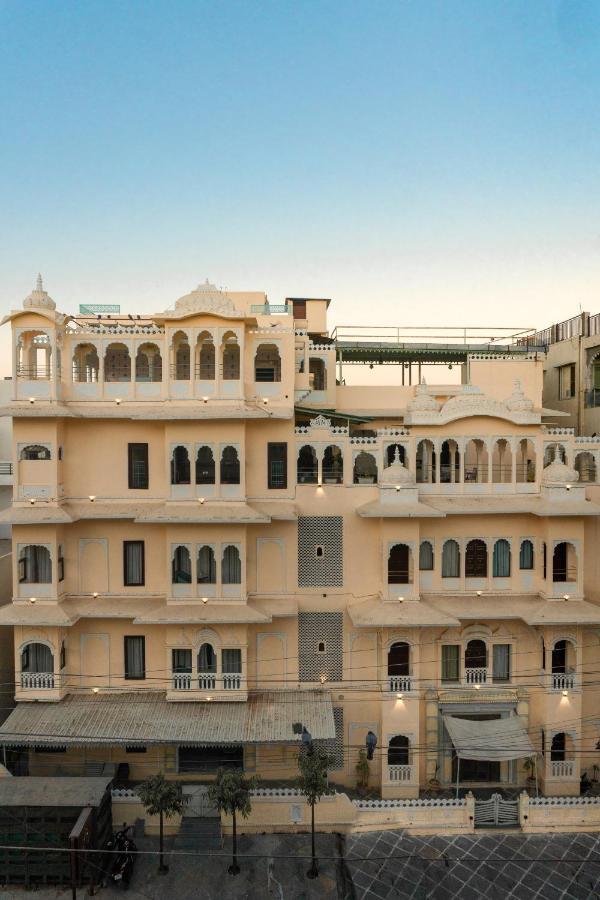 Hotel Amar Kothi Udaipur Esterno foto