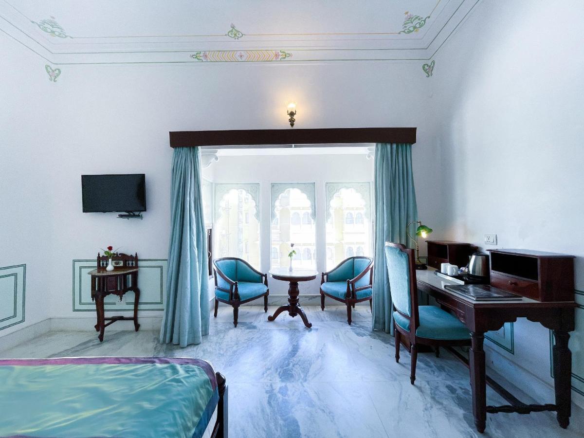 Hotel Amar Kothi Udaipur Esterno foto